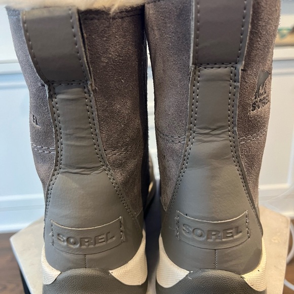 SOREL Whitney II Joan Lace Waterproof Winter Boot- Size 4 - Picture 3 of 5